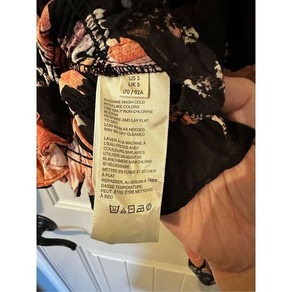 NWOT Free People Daphne Lace Floral Smocked Long Sleeve Black Pink Top Small - Picture 9 of 13